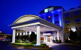 Holiday Inn Express Hotel & Suites Watertown - Thousand Islands, An Ihg Hotel